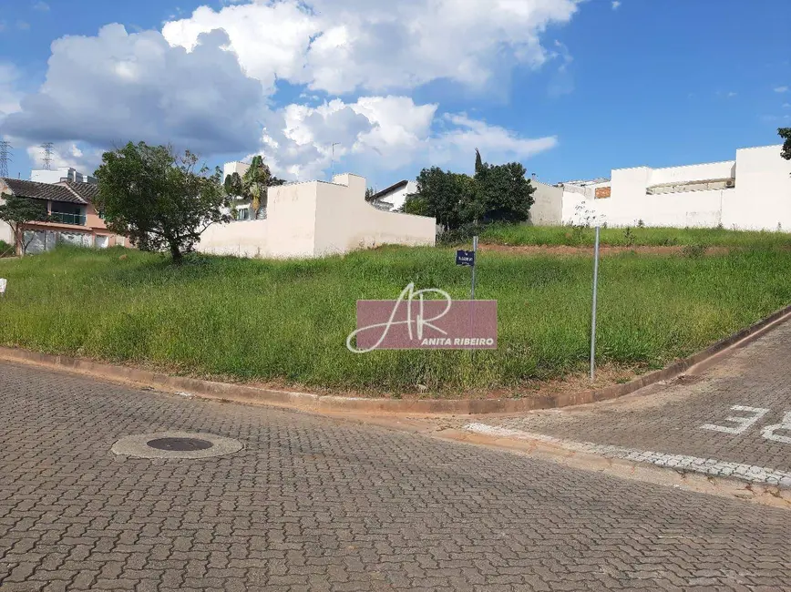 Foto 1 de Terreno / Lote à venda, 680m2 em Pousada dos Campos III, Pouso Alegre - MG