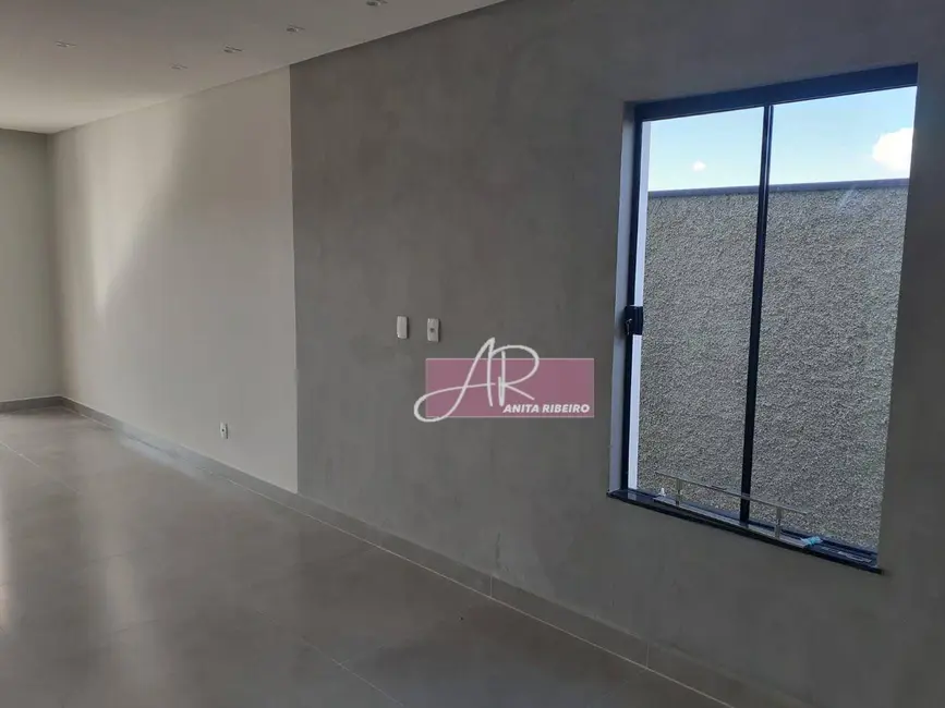 Foto 4 de Casa com 3 quartos à venda, 300m2 em Pouso Alegre - MG