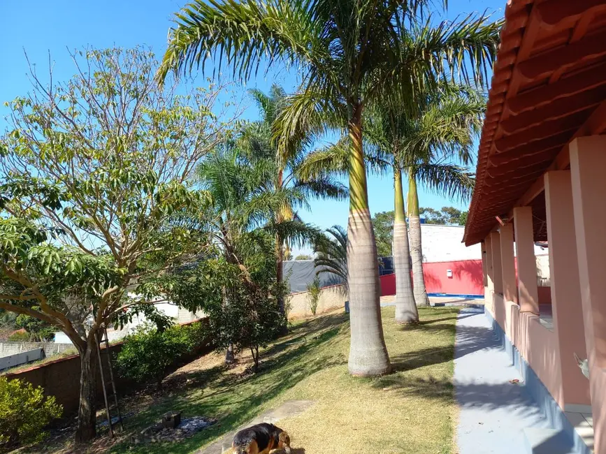 Chácara com 4 quartos à venda, 1000m2 em Pouso Alegre - MG - imagem 5 Foto 5 de Chácara com 4 quartos à venda, 1000m2 em Pouso Alegre - MG