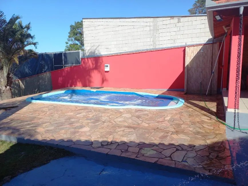 Chácara com 4 quartos à venda, 1000m2 em Pouso Alegre - MG - imagem 3 Foto 3 de Chácara com 4 quartos à venda, 1000m2 em Pouso Alegre - MG