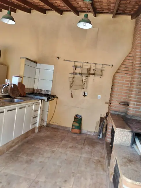 Chácara com 5 quartos à venda, 5000m2 em Pouso Alegre - MG - imagem 6 Foto 6 de Chácara com 5 quartos à venda, 5000m2 em Pouso Alegre - MG