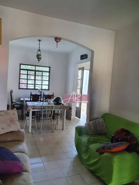 Casa com 6 quartos à venda, 180m2 em Nova Pouso Alegre, Pouso Alegre - MG - imagem 6 Foto 6 de Casa com 6 quartos à venda, 180m2 em Nova Pouso Alegre, Pouso Alegre - MG