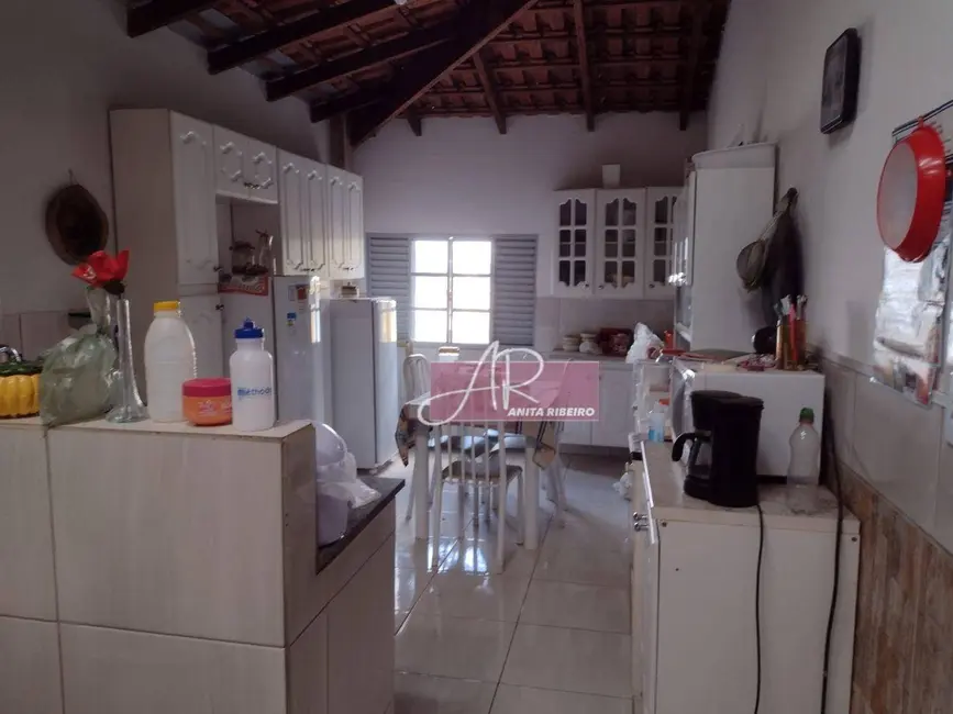 Foto 4 de Casa com 2 quartos à venda, 200m2 em Morumbi, Pouso Alegre - MG