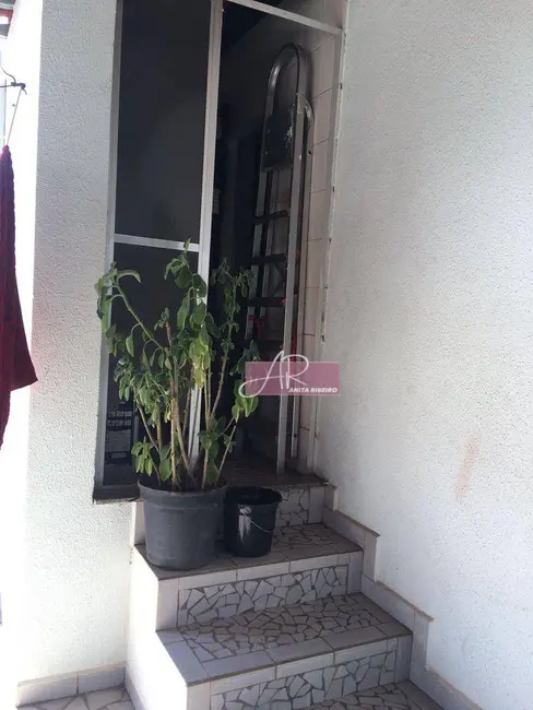 Apartamento com 3 quartos à venda, 182m2 em Centro, Pouso Alegre - MG - imagem 6 Foto 6 de Apartamento com 3 quartos à venda, 182m2 em Centro, Pouso Alegre - MG