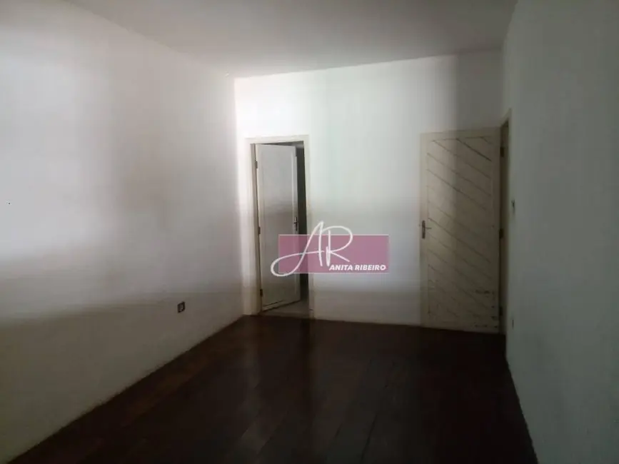 Casa com 12 quartos à venda, 780m2 em Pouso Alegre - MG - imagem 5 Foto 5 de Casa com 12 quartos à venda, 780m2 em Pouso Alegre - MG