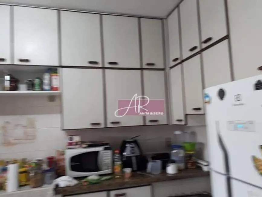 Foto 2 de Apartamento com 4 quartos à venda, 243m2 em Centro, Pouso Alegre - MG