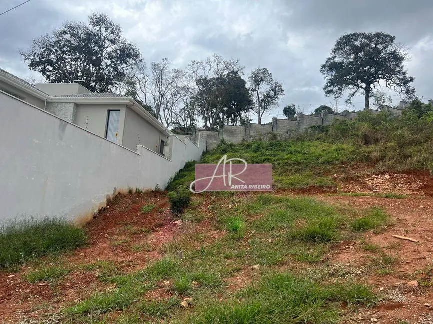 Foto 1 de Terreno / Lote à venda, 344m2 em Colinas de Santa Bárbara, Pouso Alegre - MG
