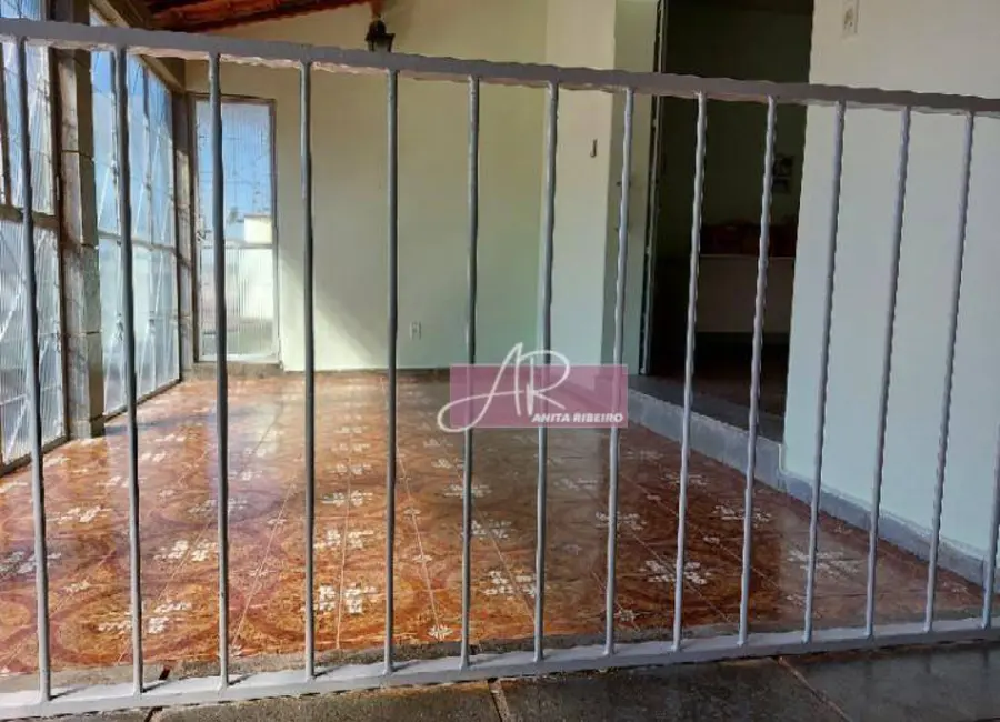 Casa com 4 quartos à venda, 330m2 em Nova Pouso Alegre, Pouso Alegre - MG - imagem 6 Foto 6 de Casa com 4 quartos à venda, 330m2 em Nova Pouso Alegre, Pouso Alegre - MG