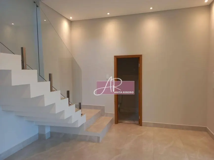 Casa com 4 quartos à venda, 300m2 em Colinas de Santa Bárbara, Pouso Alegre - MG - imagem 5 Foto 5 de Casa com 4 quartos à venda, 300m2 em Colinas de Santa Bárbara, Pouso Alegre - MG