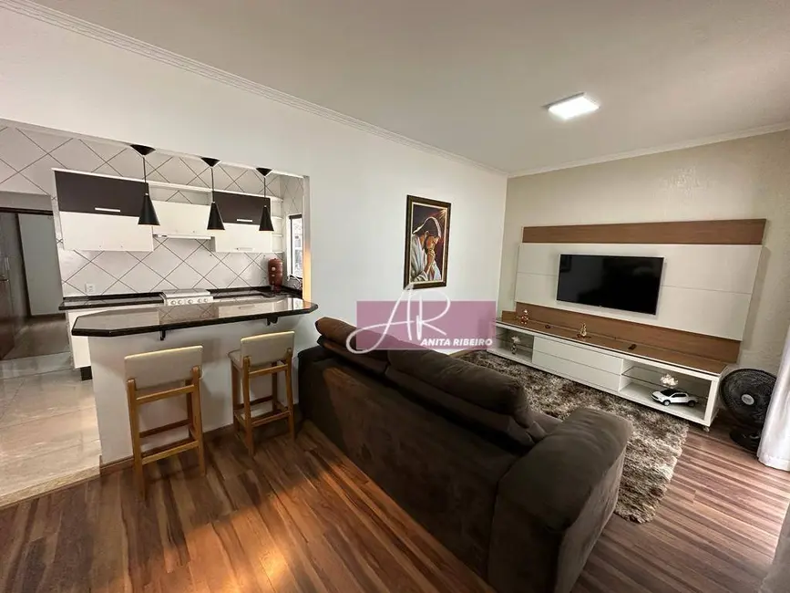 Foto 3 de Casa com 3 quartos à venda, 240m2 em Santa Clara, Pouso Alegre - MG