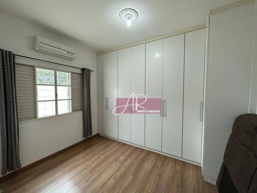 Foto 7 de Casa com 3 quartos à venda, 240m2 em Santa Clara, Pouso Alegre - MG