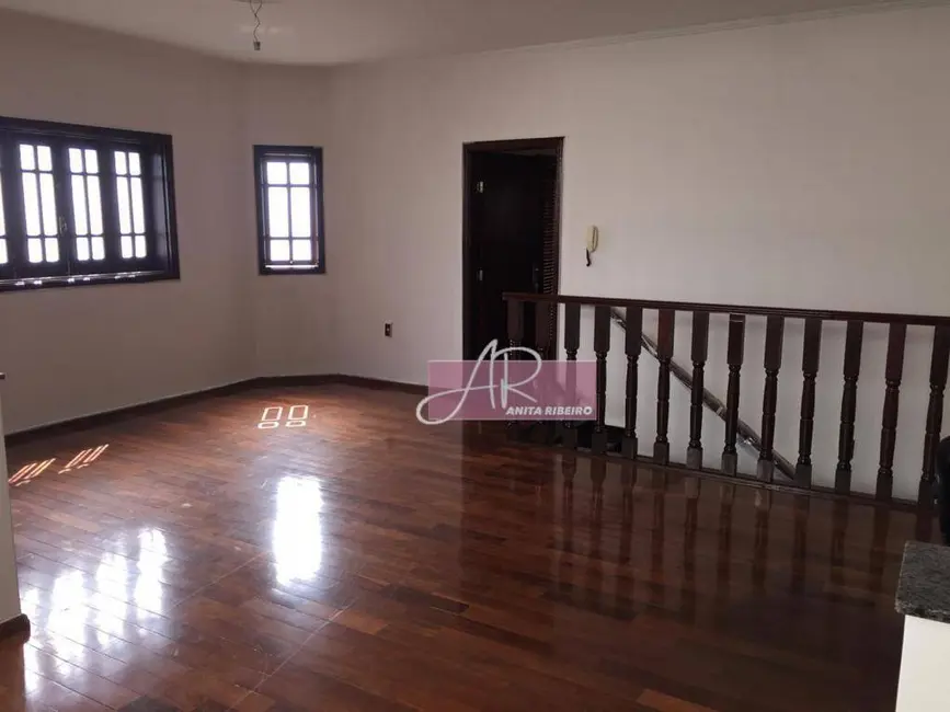 Foto 5 de Casa com 5 quartos à venda, 450m2 em Pouso Alegre - MG