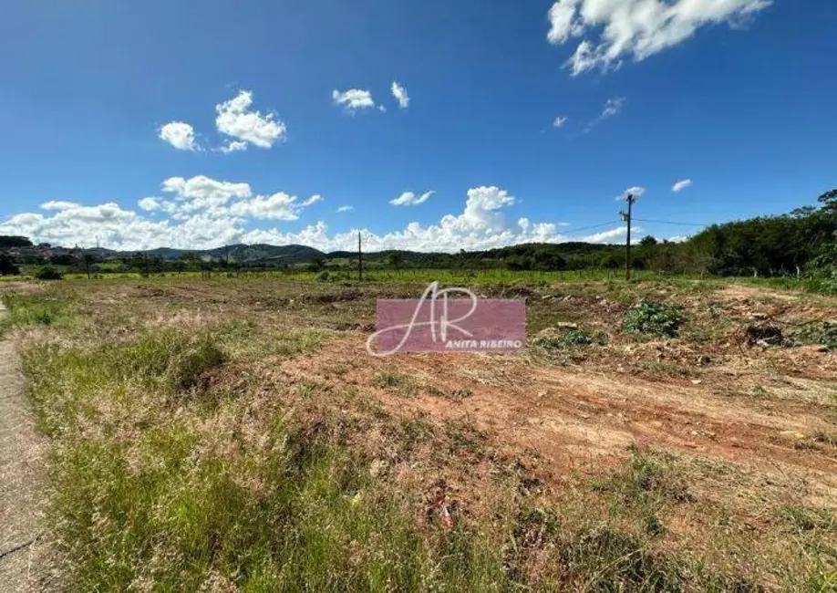 Foto 1 de Terreno / Lote à venda, 4911m2 em Centro, Pouso Alegre - MG