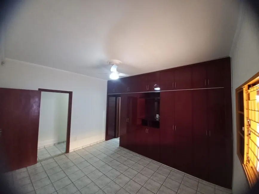 Foto 8 de Casa com 3 quartos à venda, 300m2 em Pouso Alegre - MG