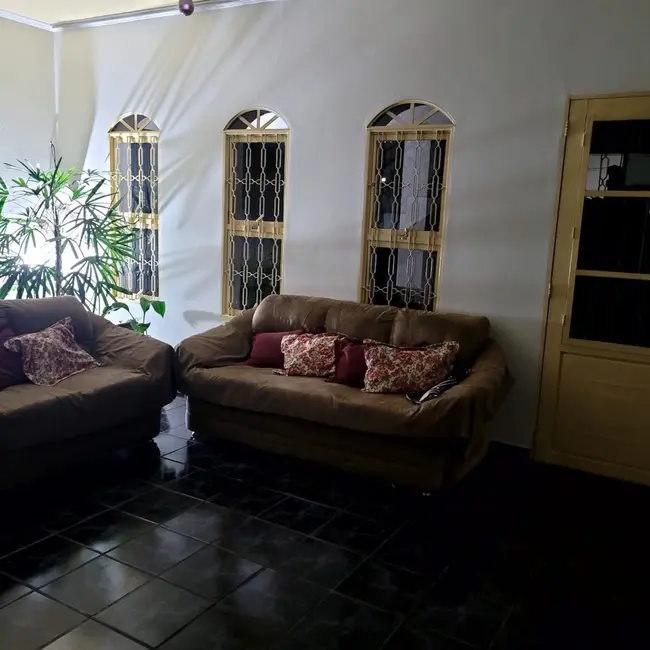 Foto 4 de Casa com 5 quartos à venda, 500m2 em Fátima II, Pouso Alegre - MG