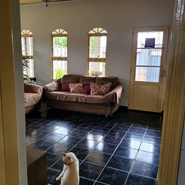 Foto 3 de Casa com 5 quartos à venda, 500m2 em Fátima II, Pouso Alegre - MG