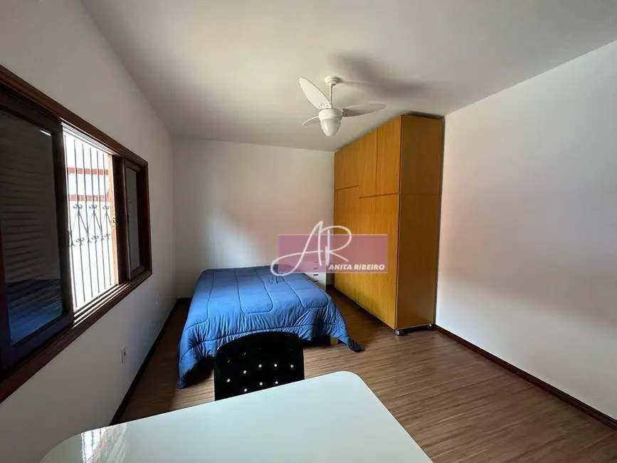 Casa com 3 quartos à venda, 369m2 em Pouso Alegre - MG - imagem 9 Foto 9 de Casa com 3 quartos à venda, 369m2 em Pouso Alegre - MG