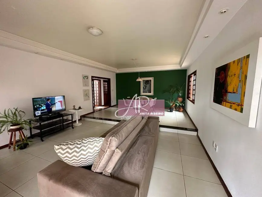 Casa com 3 quartos à venda, 369m2 em Pouso Alegre - MG - imagem 3 Foto 3 de Casa com 3 quartos à venda, 369m2 em Pouso Alegre - MG