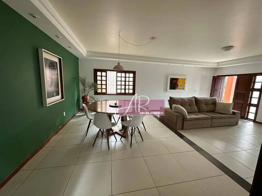 Casa com 3 quartos à venda, 369m2 em Pouso Alegre - MG - imagem 4 Foto 4 de Casa com 3 quartos à venda, 369m2 em Pouso Alegre - MG