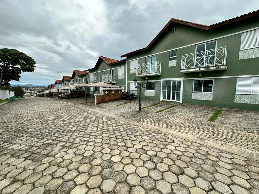 Foto 2 de Apartamento com 2 quartos à venda, 65m2 em Pouso Alegre - MG