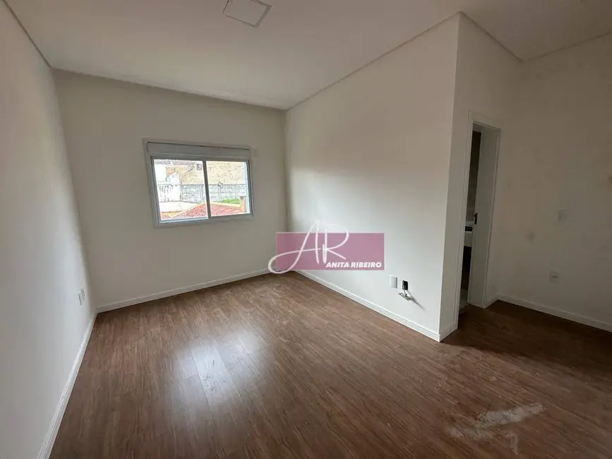 Foto 8 de Apartamento com 3 quartos à venda, 92m2 em João Paulo II, Pouso Alegre - MG