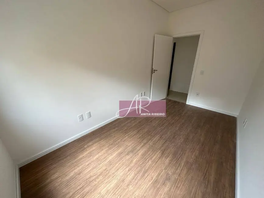 Foto 7 de Apartamento com 3 quartos à venda, 92m2 em João Paulo II, Pouso Alegre - MG