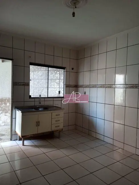 Foto 3 de Casa com 2 quartos à venda, 242m2 em Jardim Califórnia, Pouso Alegre - MG