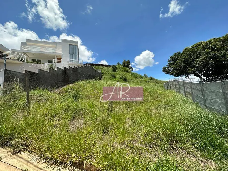 Terreno / Lote à venda, 420m2 em Pouso Alegre - MG - imagem 2 Foto 2 de Terreno / Lote à venda, 420m2 em Pouso Alegre - MG