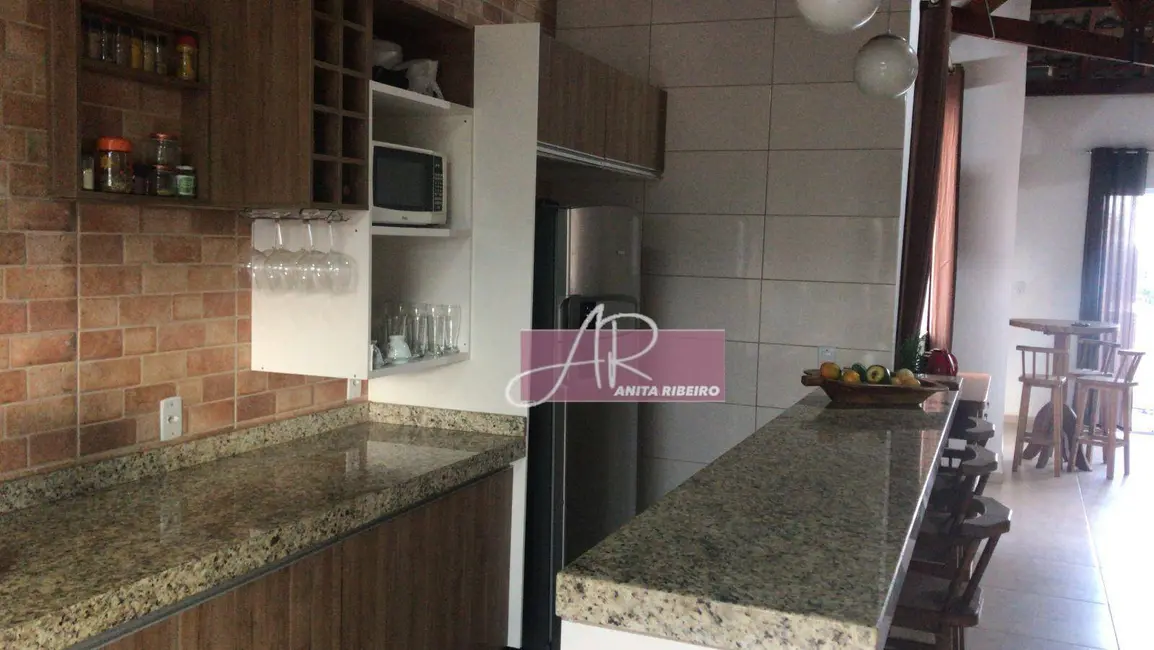 Casa com 5 quartos à venda, 180m2 em Pouso Alegre - MG - imagem 6 Foto 6 de Casa com 5 quartos à venda, 180m2 em Pouso Alegre - MG