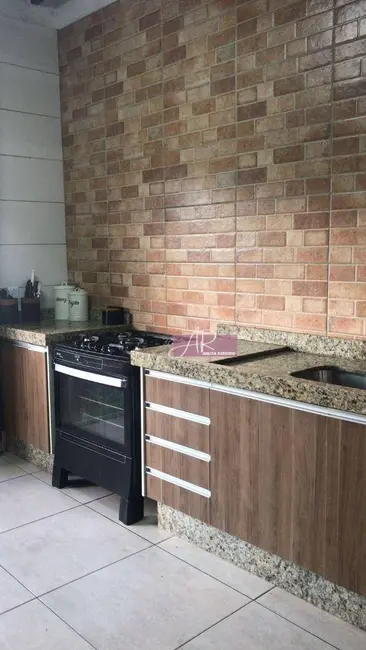 Casa com 5 quartos à venda, 180m2 em Pouso Alegre - MG - imagem 5 Foto 5 de Casa com 5 quartos à venda, 180m2 em Pouso Alegre - MG