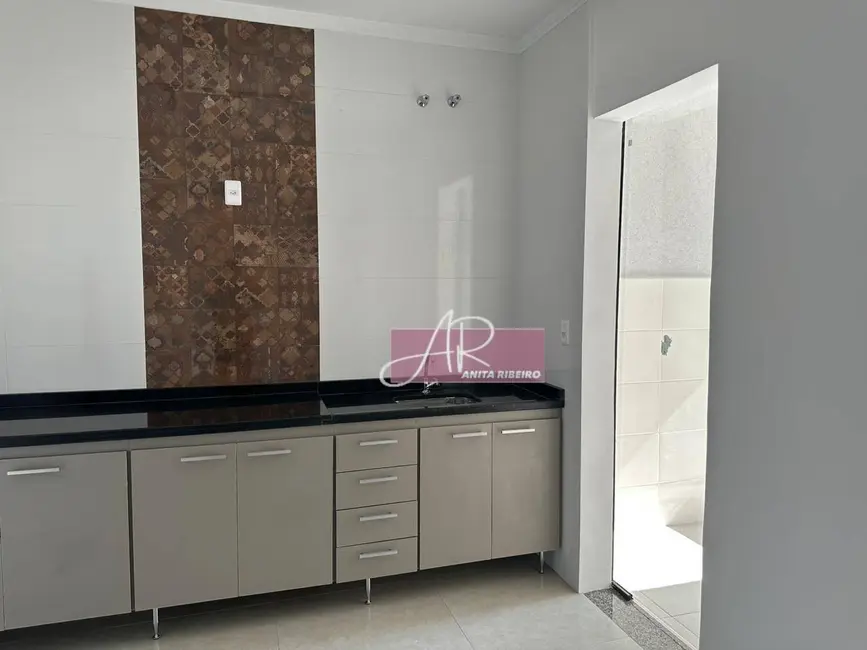 Casa com 3 quartos à venda, 160m2 em Cidade Vergani, Pouso Alegre - MG - imagem 8 Foto 8 de Casa com 3 quartos à venda, 160m2 em Cidade Vergani, Pouso Alegre - MG