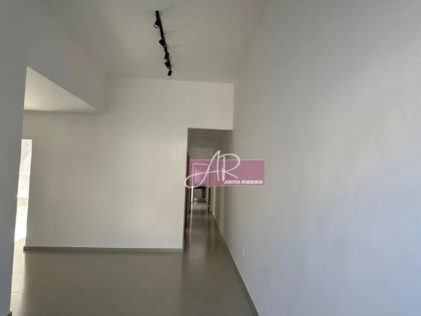 Casa com 3 quartos à venda, 160m2 em Cidade Vergani, Pouso Alegre - MG - imagem 4 Foto 4 de Casa com 3 quartos à venda, 160m2 em Cidade Vergani, Pouso Alegre - MG