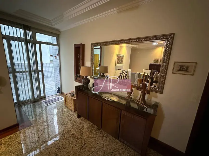 Foto 3 de Apartamento com 3 quartos à venda, 130m2 em Pouso Alegre - MG