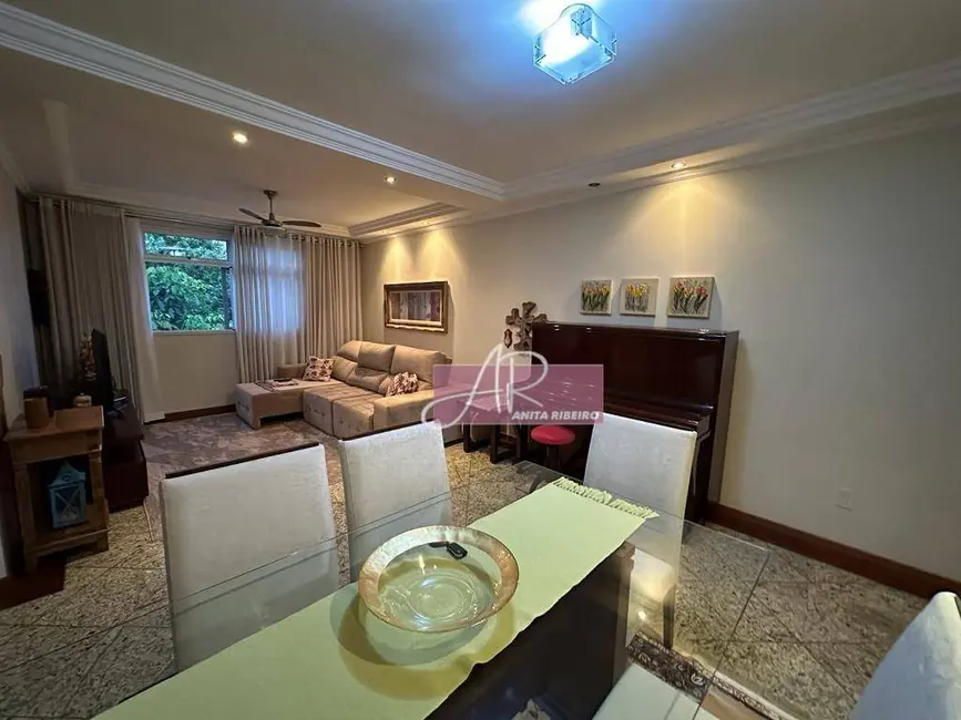 Foto 4 de Apartamento com 3 quartos à venda, 130m2 em Pouso Alegre - MG