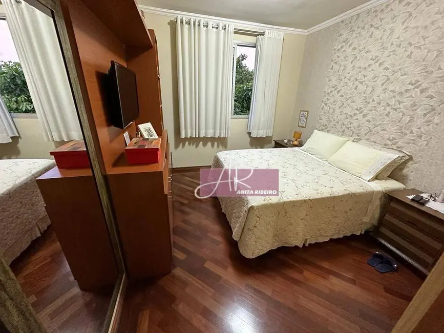 Foto 7 de Apartamento com 3 quartos à venda, 130m2 em Pouso Alegre - MG