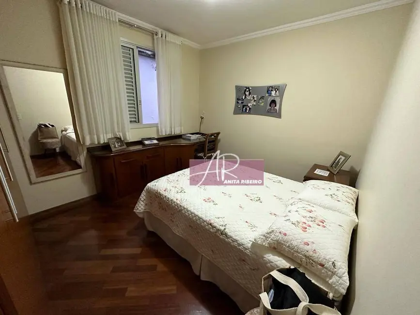 Foto 8 de Apartamento com 3 quartos à venda, 130m2 em Pouso Alegre - MG