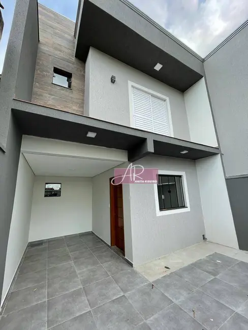 Foto 1 de Casa com 3 quartos à venda, 120m2 em Pouso Alegre - MG