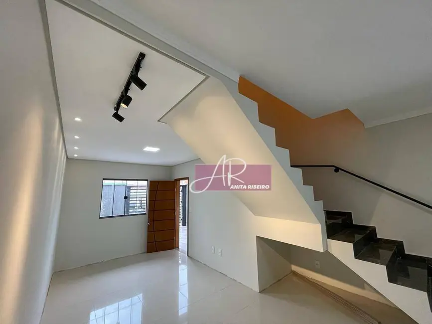 Foto 2 de Casa com 3 quartos à venda, 120m2 em Pouso Alegre - MG