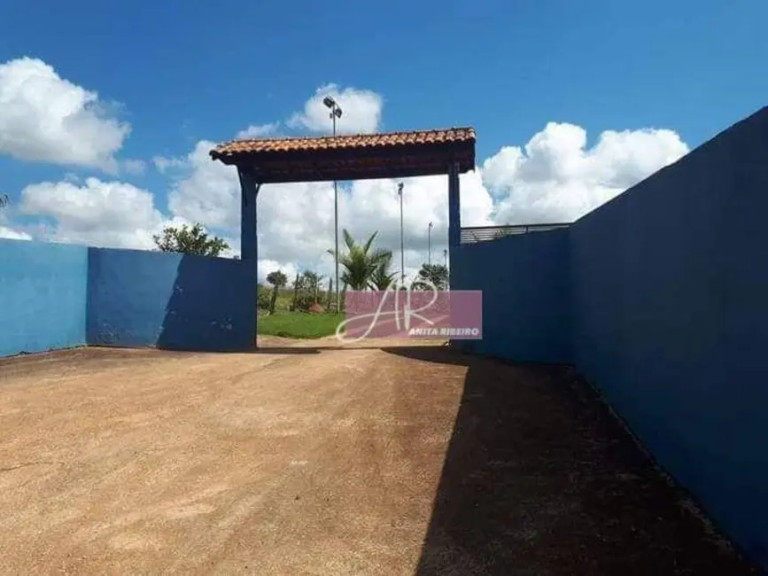 Sítio / Rancho com 3 quartos à venda, 6000m2 em Pouso Alegre - MG - imagem 6 Foto 6 de Sítio / Rancho com 3 quartos à venda, 6000m2 em Pouso Alegre - MG