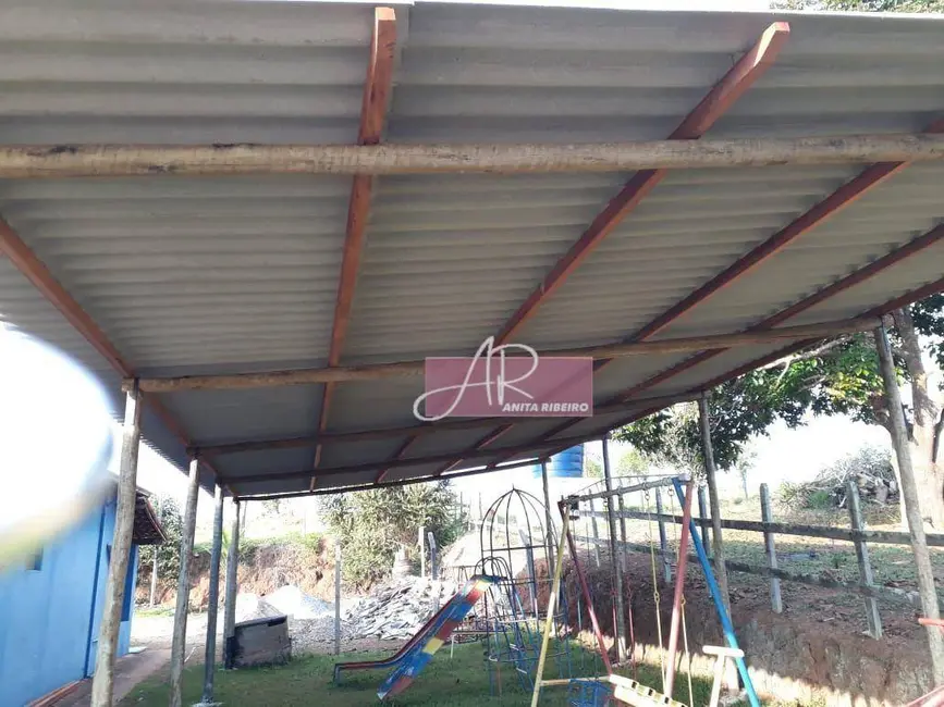 Sítio / Rancho com 3 quartos à venda, 6000m2 em Pouso Alegre - MG - imagem 4 Foto 4 de Sítio / Rancho com 3 quartos à venda, 6000m2 em Pouso Alegre - MG