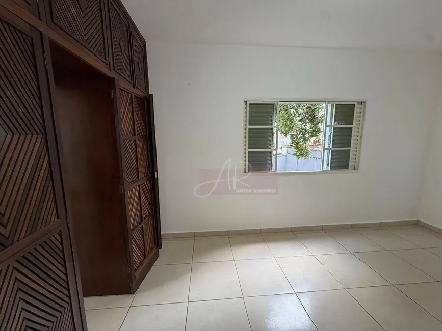 Foto 9 de Casa com 7 quartos à venda, 345m2 em Pouso Alegre - MG