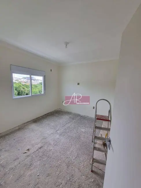 Foto 9 de Apartamento com 2 quartos à venda, 76m2 em Pouso Alegre - MG
