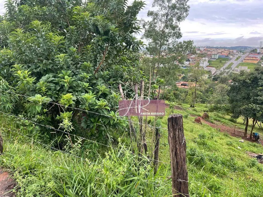 Terreno / Lote à venda, 354m2 em Nossa Senhora Aparecida, Pouso Alegre - MG - imagem 2 Foto 2 de Terreno / Lote à venda, 354m2 em Nossa Senhora Aparecida, Pouso Alegre - MG