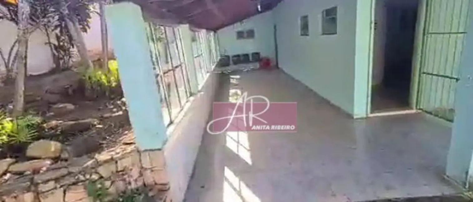 Chácara com 4 quartos à venda, 1000m2 em Pouso Alegre - MG - imagem 9 Foto 9 de Chácara com 4 quartos à venda, 1000m2 em Pouso Alegre - MG