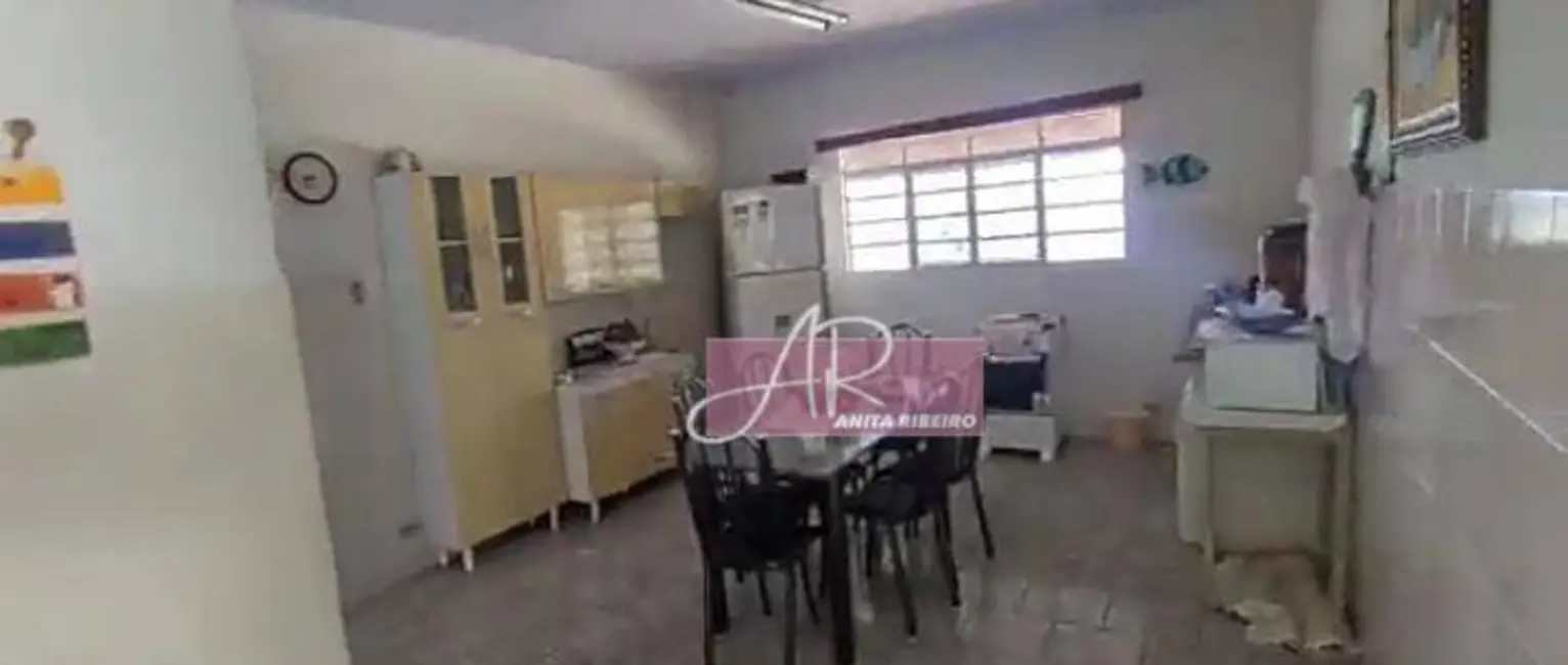 Chácara com 4 quartos à venda, 1000m2 em Pouso Alegre - MG - imagem 4 Foto 4 de Chácara com 4 quartos à venda, 1000m2 em Pouso Alegre - MG