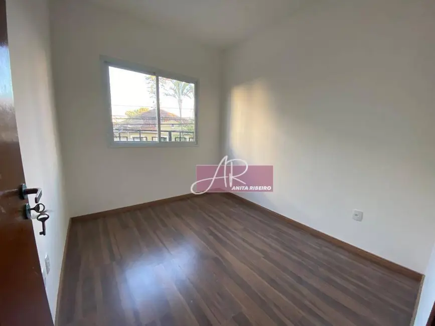 Apartamento com 3 quartos à venda, 150m2 em Centro, Pouso Alegre - MG - imagem 6 Foto 6 de Apartamento com 3 quartos à venda, 150m2 em Centro, Pouso Alegre - MG