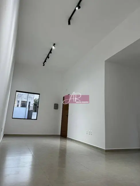 Foto 2 de Casa com 3 quartos à venda, 160m2 em Cidade Vergani, Pouso Alegre - MG