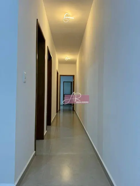 Casa com 3 quartos à venda, 160m2 em Cidade Vergani, Pouso Alegre - MG - imagem 3 Foto 3 de Casa com 3 quartos à venda, 160m2 em Cidade Vergani, Pouso Alegre - MG