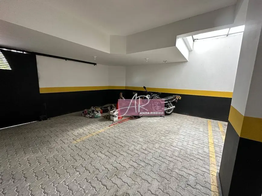 Foto 9 de Apartamento com 2 quartos à venda, 84m2 em Pouso Alegre - MG