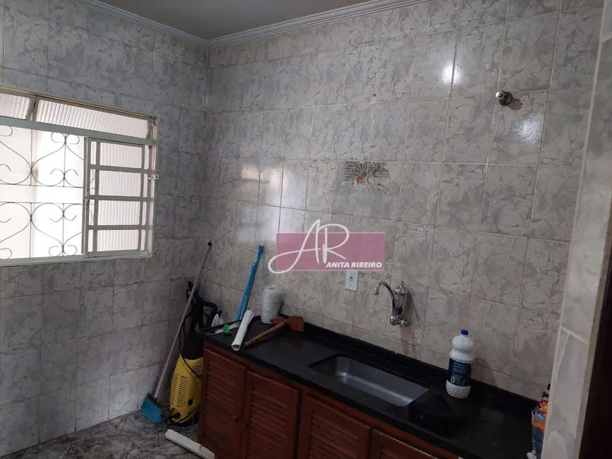 Foto 6 de Casa com 3 quartos à venda, 200m2 em Santa Clara, Pouso Alegre - MG